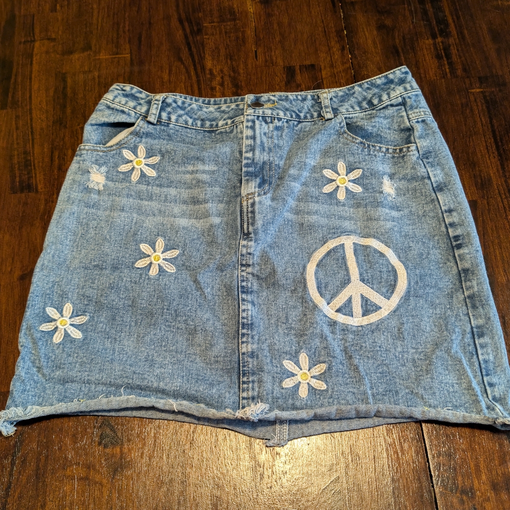 Embroidered Denim Mini Skirt with Peace and Daisy Design
